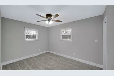 1066 W 10th Place, Hobart, IN 46342 - Photo 10