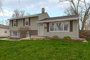 1066 W 10th Pl, Hobart, IN 46342 - Photo 20