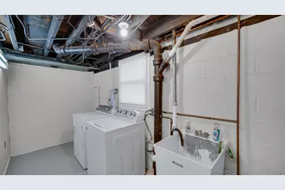 1066 W 10th Place, Hobart, IN 46342 - Photo 16