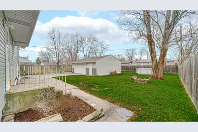 1066 W 10th Place, Hobart, IN 46342 - Photo 18