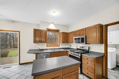 692 Harvest Road, Valparaiso, IN 46383 - Photo 8