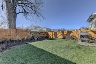 2626 41st Pl, Highland, IN 46322 - Photo 12