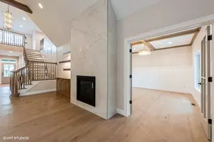 194 N Cricket Knoll Ct, Valparaiso, IN 46385 - Photo 6