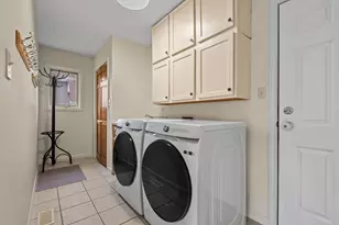 2009 Chandana Trail, Valparaiso, IN 46383 - Photo 18