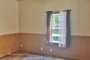 1621 W 10th St, Michigan City, IN 46360 - Photo 12