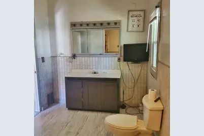 1621 W 10th Street, Michigan City, IN 46360 - Photo 14