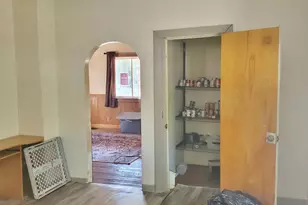 1621 W 10th St, Michigan City, IN 46360 - Photo 10