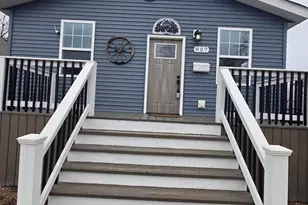 907 Carroll St, Hammond, IN 46320 - Photo 1