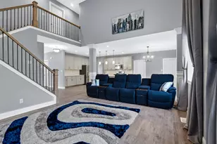 4901 Hyde Park Dr, Valparaiso, IN 46383 - Photo 8