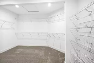 4901 Hyde Park Dr, Valparaiso, IN 46383 - Photo 24