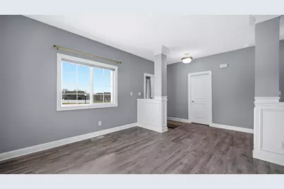 4901 Hyde Park Drive, Valparaiso, IN 46383 - Photo 4