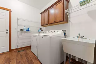 3700 Highland Cir, Valparaiso, IN 46383 - Photo 16