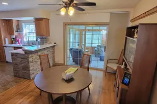 102 Mayfield Dr, Michigan City, IN 46360 - Photo 6