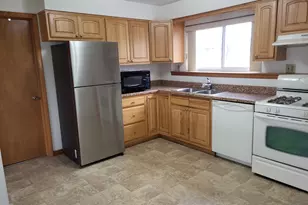 9420 Saric Dr, Highland, IN 46322 - Photo 18