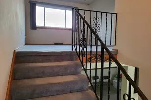 9420 Saric Dr, Highland, IN 46322 - Photo 4