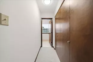 188 Goodview Dr, Valparaiso, IN 46385 - Photo 16