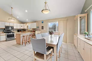 8567 Judith Ln, Saint John, IN 46373 - Photo 4