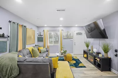 4100 W 19th Place, Gary, IN 46404 - Photo 2