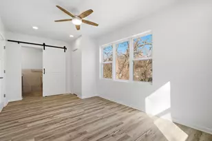 7325 Locust Ave, Gary, IN 46403 - Photo 20