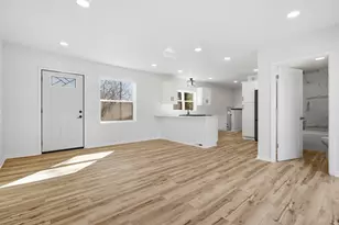 7325 Locust Ave, Gary, IN 46403 - Photo 14