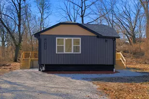 7325 Locust Ave, Gary, IN 46403 - Photo 36