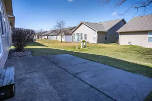 350 Cochran Dr, Crown Point, IN 46307 - Photo 6