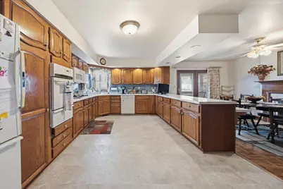 1125 Woodhollow Drive, Schererville, IN 46375 - Photo 4