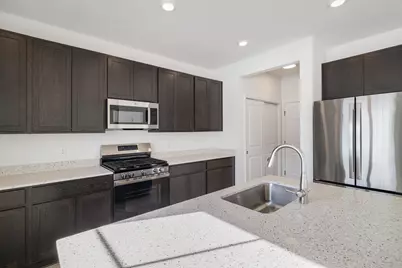 565 E 130th Place, Crown Point, IN 46307 - Photo 12