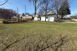 421 E Garfield St, Michigan City, IN 46360 - Photo 26