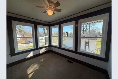 421 E Garfield Street, Michigan City, IN 46360 - Photo 6