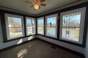 421 E Garfield St, Michigan City, IN 46360 - Photo 6