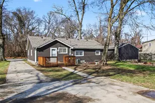 2317 Plymouth St, Portage, IN 46368 - Photo 6