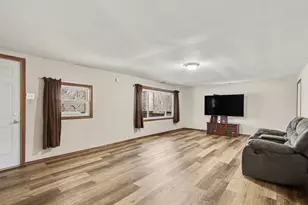 2317 Plymouth St, Portage, IN 46368 - Photo 14