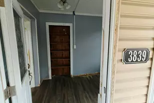 3839 Roche St, Hobart, IN 46342 - Photo 4