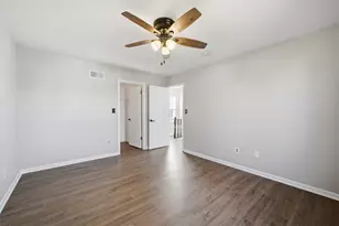 1710 Beech Dr, Crown Point, IN 46307 - Photo 12