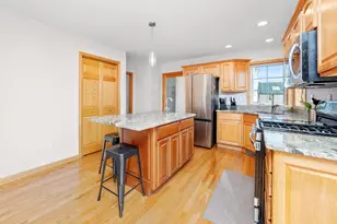 9925 Whitehall Garden, Munster, IN 46321 - Photo 10