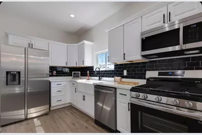 2057 Pennsylvania Street, Gary, IN 46407 - Photo 14