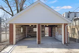 2057 Pennsylvania St, Gary, IN 46407 - Photo 30