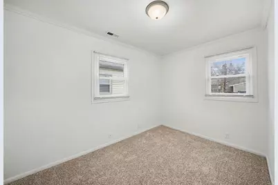 613 N Ashland Avenue, Michigan City, IN 46360 - Photo 6