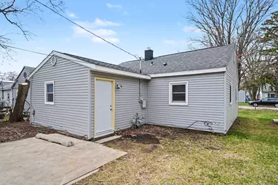 613 N Ashland Avenue, Michigan City, IN 46360 - Photo 8