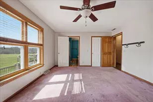 1551 Gilleevan Dr, Valparaiso, IN 46385 - Photo 10