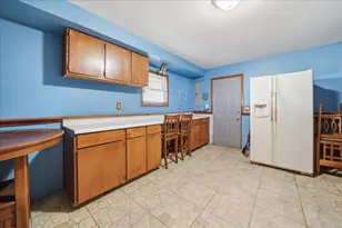 1551 Gilleevan Dr, Valparaiso, IN 46385 - Photo 26