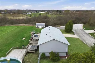 1551 Gilleevan Dr, Valparaiso, IN 46385 - Photo 28