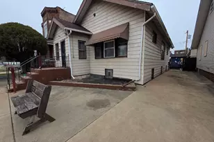 3721 Ivy St, East Chicago, IN 46312 - Photo 2