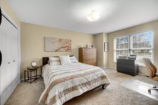 2045 Briarwood Ln, Highland, IN 46322 - Photo 12