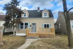 357 Taft Pl, Gary, IN 46404 - Photo 1