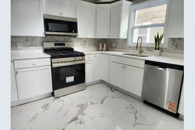 357 Taft Place, Gary, IN 46404 - Photo 4