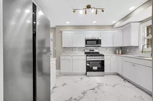 357 Taft Pl, Gary, IN 46404 - Photo 8