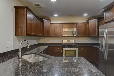 802 Veterans Lane, Crown Point, IN 46307 - Photo 8
