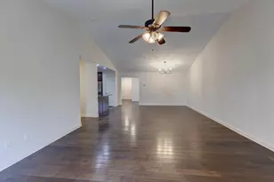 802 Veterans Ln, Crown Point, IN 46307 - Photo 12